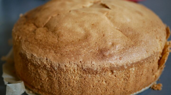 Pão de Ló: Uma Nuvem de Leveza e Sabor